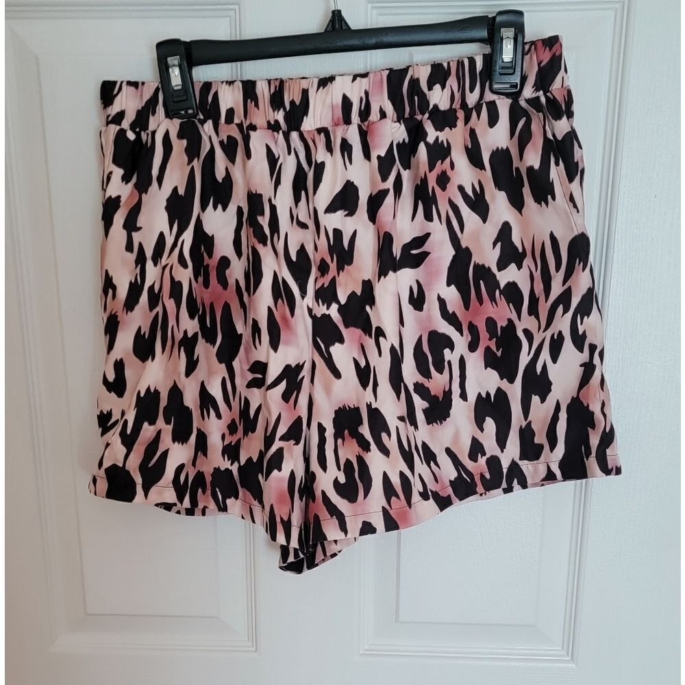 Leopard Print Women's Shorts Size 1xl